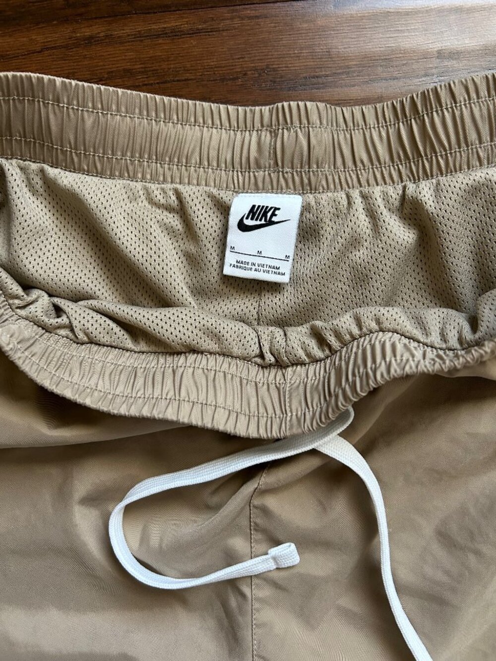 Nike mens tan khaki swim drawstring trunks running shorts lined size M medium - Picture 3 of 5